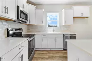 110 Hudson Vlg Dr, La Grange, NC 28551 - Photo 15