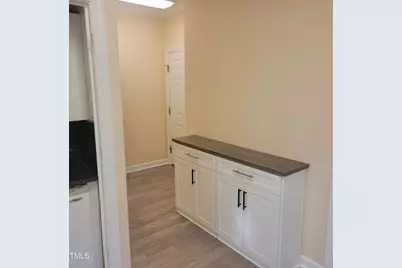 5640 Six Forks Road #202, Raleigh, NC 27609 - Photo 3