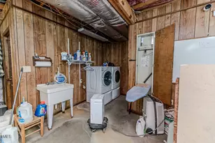 2642 Holly Springs Church Rd, Broadway, NC 27505 - Photo 37