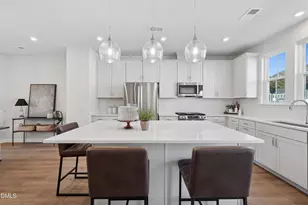 1041 Zelkova Ln, Chapel Hill, NC 27517 - Photo 7