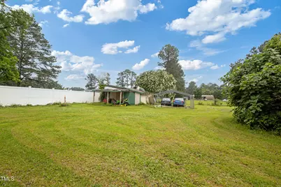 301 Harris Avenue, Raeford, NC 28376 - Photo 31
