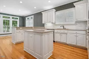 200 Greensview Dr, Cary, NC 27518 - Photo 9