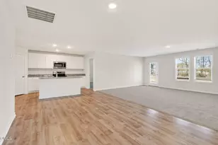 203 Hl Vly Dr, La Grange, NC 28551 - Photo 9