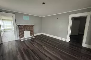 212 S 6th St, Smithfield, NC 27577 - Photo 5