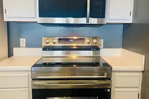 1230 University Ct, Raleigh, NC 27606 - Photo 3