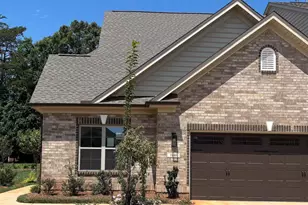 1046 Beechcraft Dr, Mebane, NC 27302 - Photo 1
