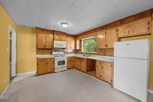 1085 Old US 421, Lillington, NC 27546 - Photo 25