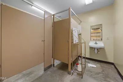 1085 Old US 421, Lillington, NC 27546 - Photo 11