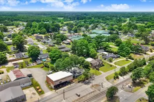 125 W Pine St, Pine Level, NC 27568 - Photo 13