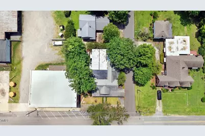 125 W Pine Street, Pine Level, NC 27568 - Photo 11