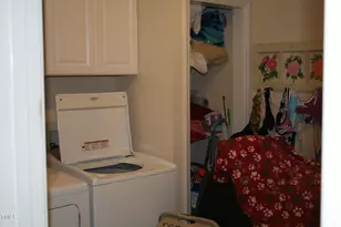 503 N Franklin Dr, Sanford, NC 27330 - Photo 5