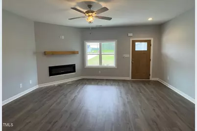 107 Lynn Lane, Selma, NC 27576 - Photo 9