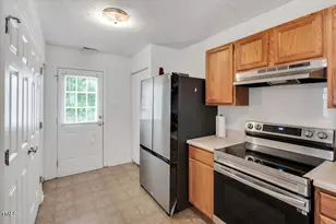 110 Knightwood Dr, Durham, NC 27703 - Photo 5