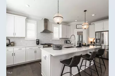 1610 Draper View Loop #101, Raleigh, NC 27608 - Photo 15