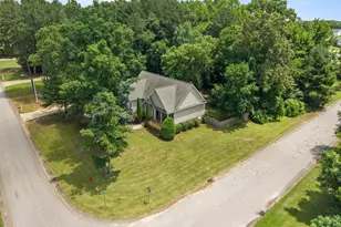 44 Supreme Dr, Lillington, NC 27546 - Photo 1