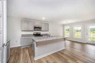 66 W Emily Gardens Dr, Selma, NC 27576 - Photo 7