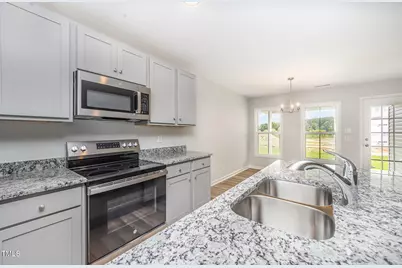 66 W Emily Gardens Drive, Selma, NC 27576 - Photo 11