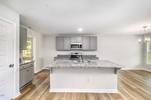 66 W Emily Gardens Dr, Selma, NC 27576 - Photo 9