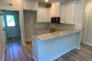 221 E Jackson St, Coats, NC 27521 - Photo 3