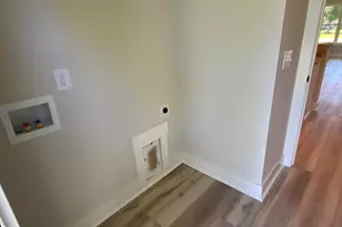 221 E Jackson St, Coats, NC 27521 - Photo 7