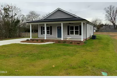 221 E Jackson Street, Coats, NC 27521 - Photo 1