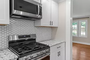 2609 Elmhurst Cir, Raleigh, NC 27610 - Photo 13