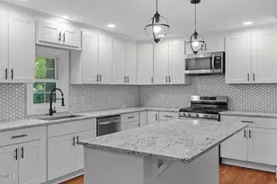 2609 Elmhurst Cir, Raleigh, NC 27610 - Photo 11