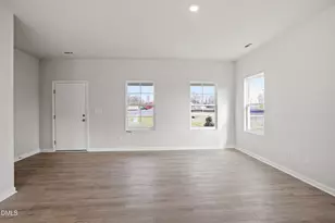 85 Osgood St, Angier, NC 27501 - Photo 5