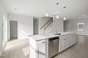 85 Osgood St, Angier, NC 27501 - Photo 5