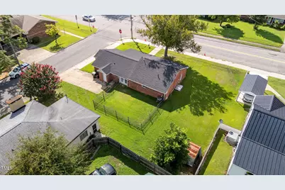 521 S Lombard Street, Clayton, NC 27520 - Photo 9