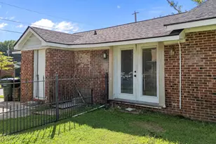 521 S Lombard St, Clayton, NC 27520 - Photo 13