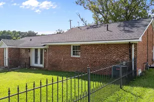 521 S Lombard St, Clayton, NC 27520 - Photo 7