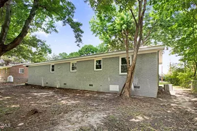 412 E 18th Street, Scotland Neck, NC 27874 - Photo 3