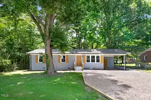 412 E 18th St, Scotland Neck, NC 27874 - Photo 1