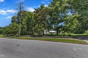 118 N 7th St, Smithfield, NC 27577 - Photo 57