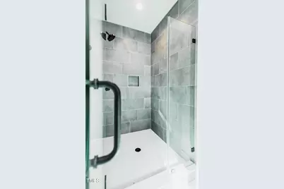 415 E Lavender Avenue, Durham, NC 27704 - Photo 19