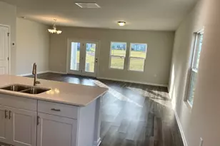 912 Field Ivy Dr, Fuquay Varina, NC 27526 - Photo 5