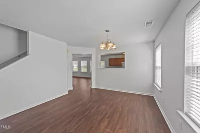 5819 Finestra Way, Raleigh, NC 27610 - Photo 5