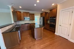 804 Greystone Crest Way, Cary, NC 27519 - Photo 5