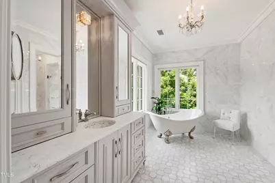 301 Wentworth Drive, Greensboro, NC 27408 - Photo 55