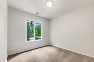 104 Mossbark Ln, Chapel Hill, NC 27514 - Photo 13