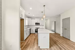 213 Maye St, Dunn, NC 28334 - Photo 17