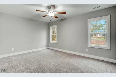 900 Woodrow Street S, Wilson, NC 27893 - Photo 17