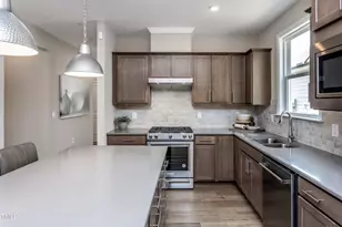 181 Churchill Wy, Clayton, NC 27520 - Photo 3