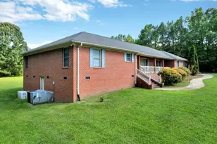 1379 Dr Martin Luther King Jr Blvd, Warrenton, NC 27589 - Photo 11