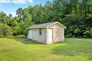 1379 Dr Martin Luther King Jr Blvd, Warrenton, NC 27589 - Photo 13