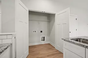 207 S Main St, Four Oaks, NC 27524 - Photo 17