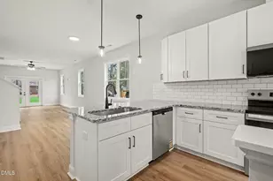 207 S Main St, Four Oaks, NC 27524 - Photo 7