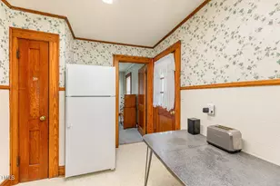 2129 Wrenn St, Burlington, NC 27215 - Photo 7