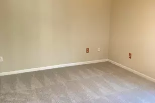 404 Creekway Dr, Fuquay Varina, NC 27526 - Photo 3